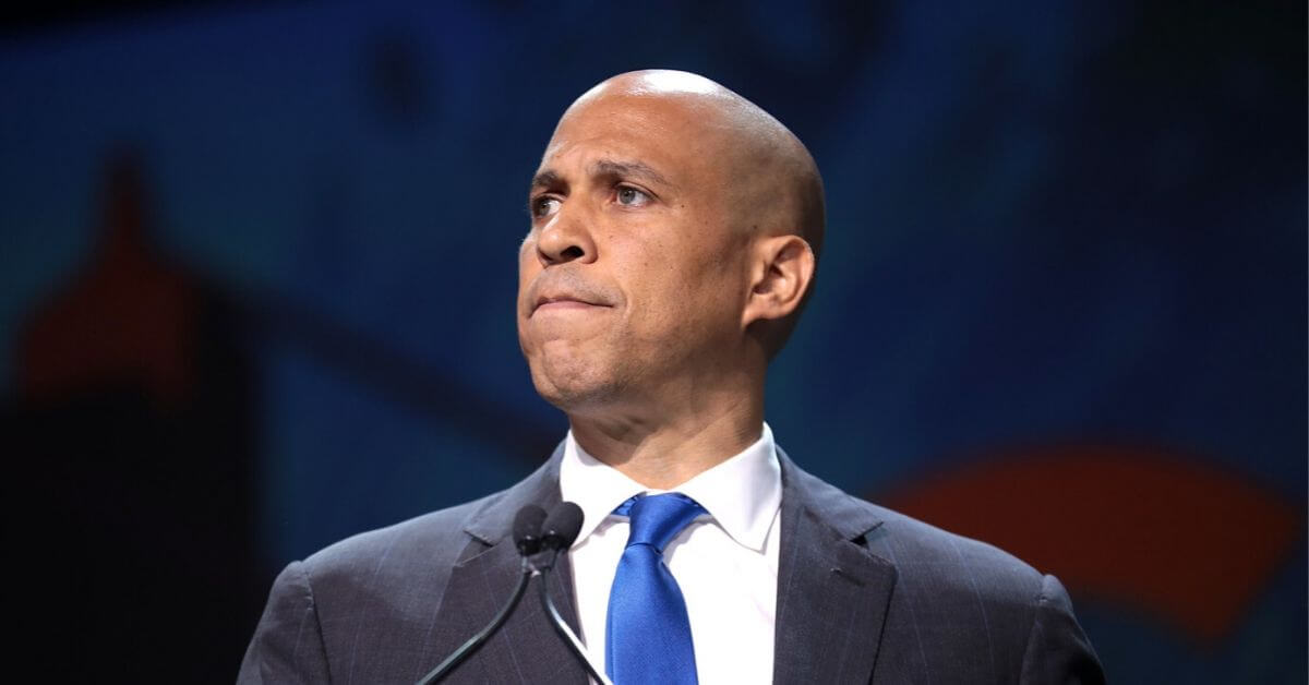 'For crying out loud': Cory Booker trolls Breitbart reporter and all Trump apologists
