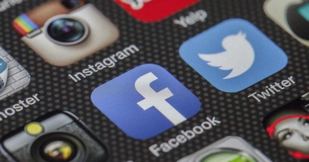 Facebook and Twitter uphold fake Pelosi video