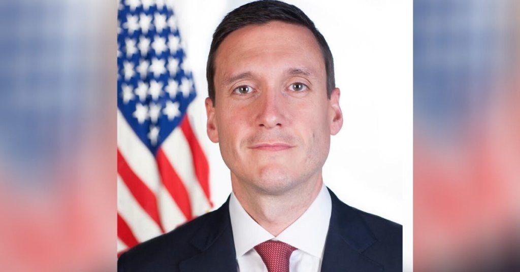 The 17 Former Trump Officials Who Spoke Out Against Him 8