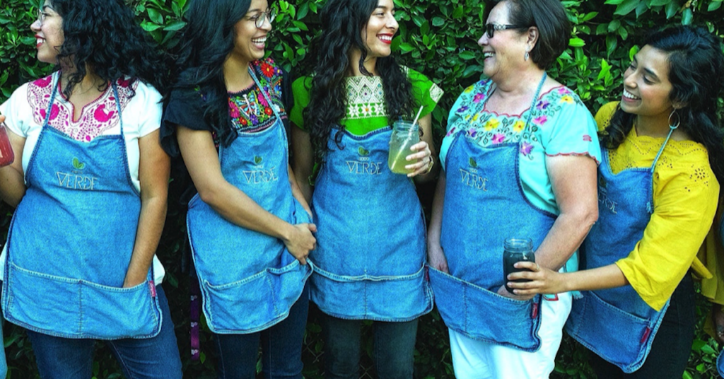 Jocelyn Ramirez and the women of Todo Verde.