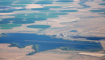 2 signs Big Oil is on the outs: Oregon shuts down coal. Virginia progresses wind.